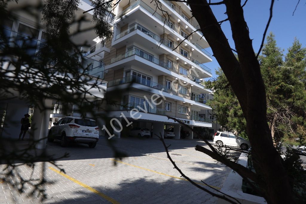 3 Bedroom Apartment For Sale in Kyrenia City Center - Puente by Özyalçın