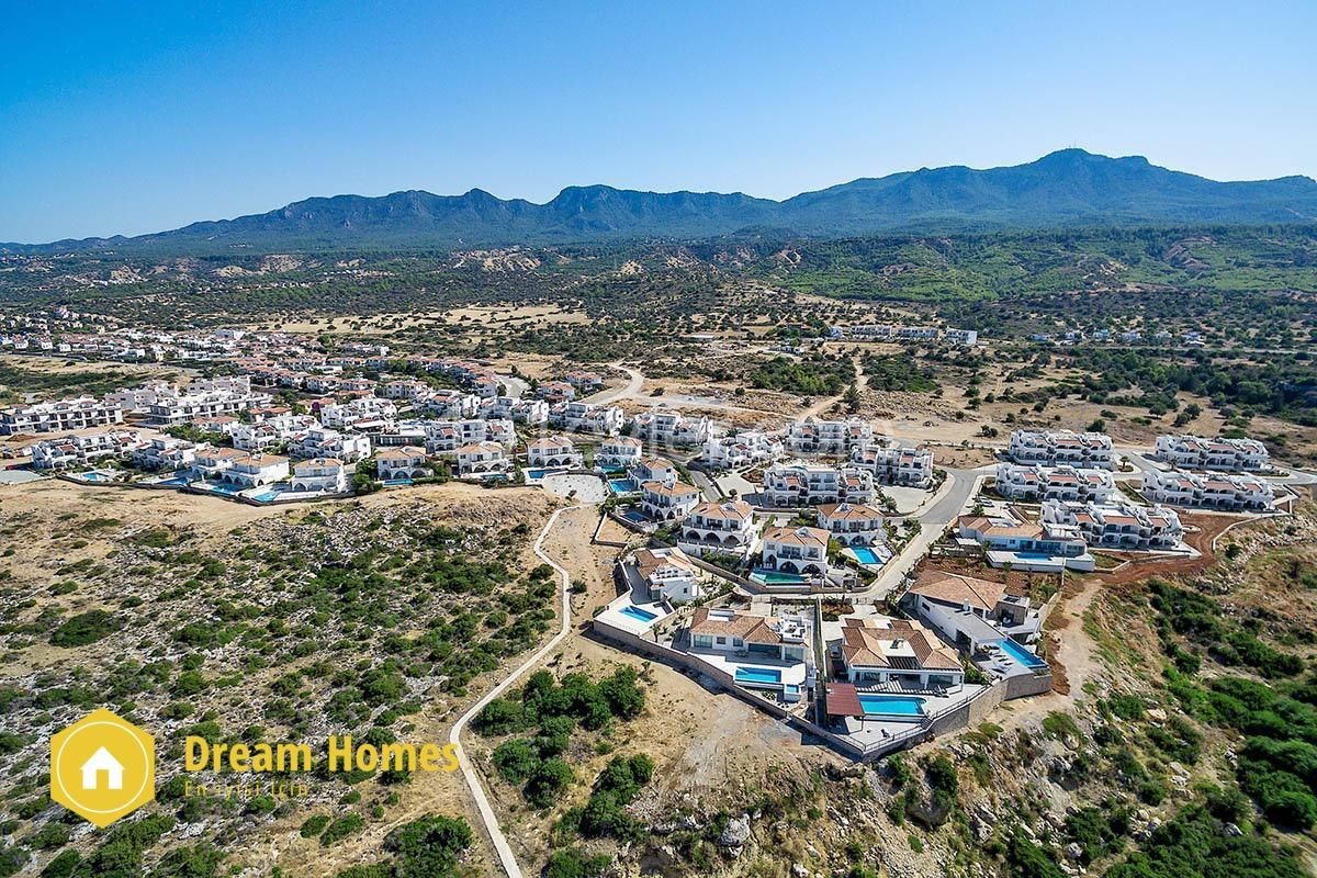 1+1 Penthouse zu verkaufen in Zypern Kyrenia Esentepe ** 