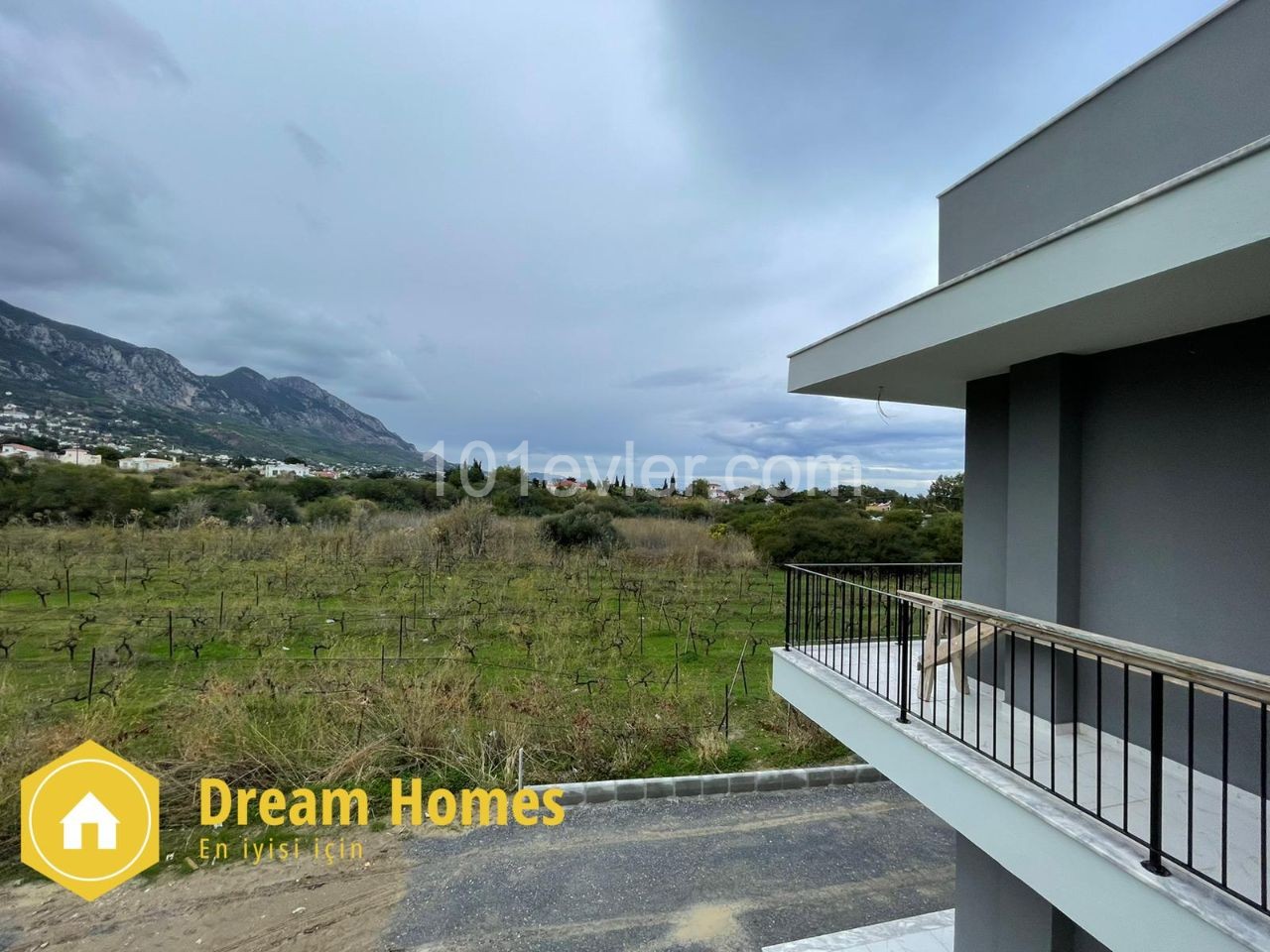 1 + 1 Penthouse zu verkaufen in Zypern Kyrenia Alsancak ** 