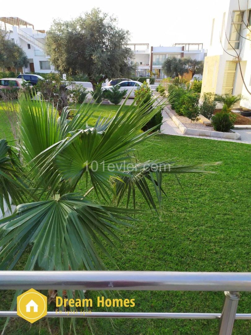 2+1 Luxury Flat For Rent In The Garden Floor In The Site In Zeytinlik Girne ** 