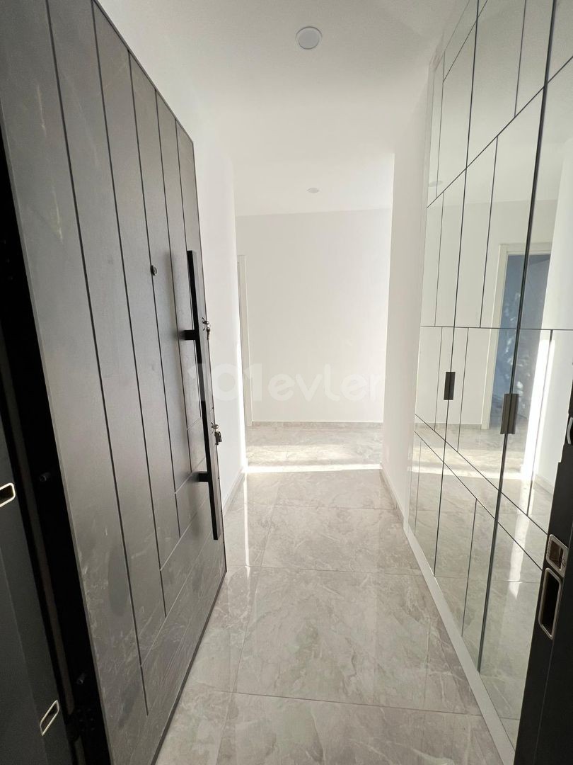 3+1 En-Suite Residence Wohnungen zum Verkauf mit überdachtem Parkplatz ,in sehr privater Lage, auf der Bellapais Straße, der Perle von Kyrenia ** 