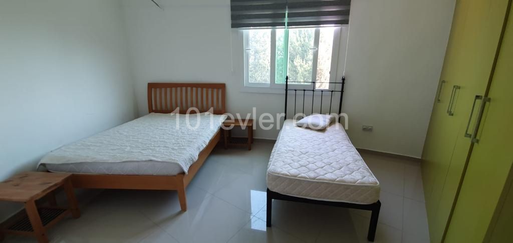 1+1 Luxus-Wohnung zum Verkauf mit privater Terrasse in Zypern Kyrenia Karaoglanoglu ** 