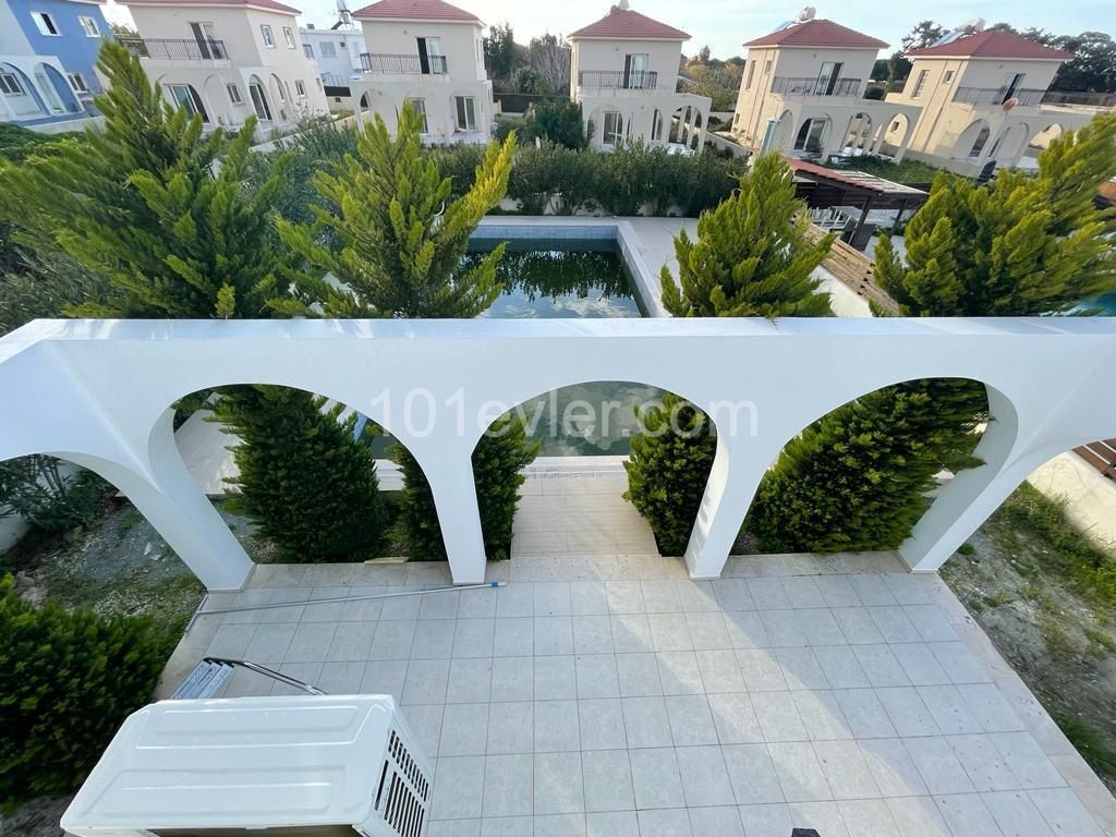 3+1 VILLA WITH PRIVATE POOL FOR SALE, WITH OPPORTUNITY PRICE, IN ALSANCAK, CYPRUS, NEAR MERIT HOTELS, 150 METERS FROM THE SEA ** 