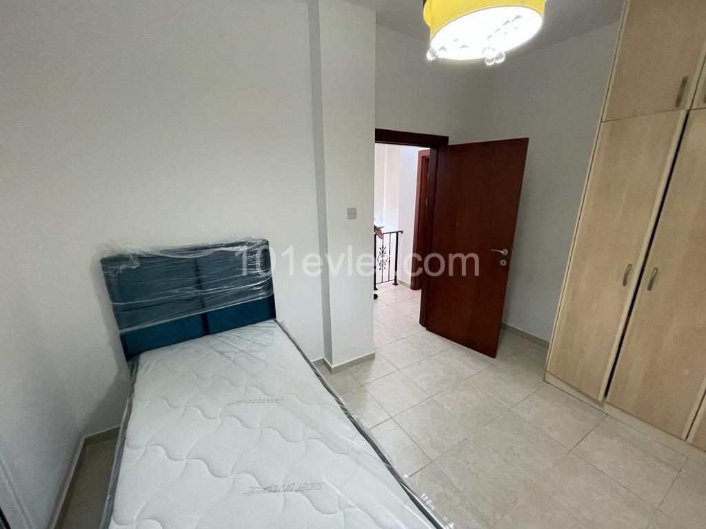 ZYPERN KYRENIA ALSANCAK TA, NEBEN MERIT HOTELS, 150 METER VOM MEER ENTFERNT, 3+1 VILLA MIT PRIVATEM POOL ZUM VERKAUF ZU EINEM GÜNSTIGEN PREIS ** 