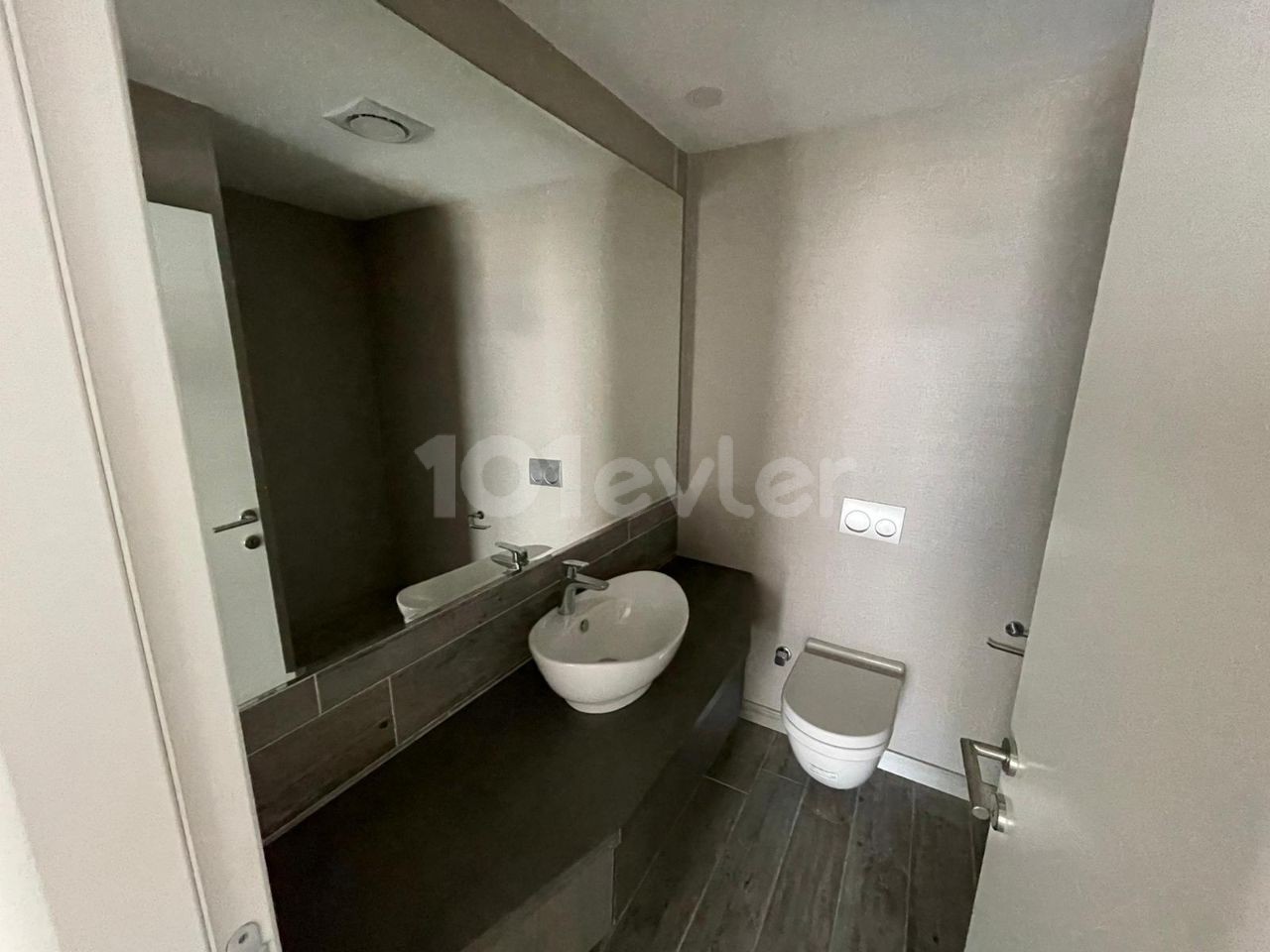 Girne'nin En Özel Rezidanslarından Birinde Satılık 3+1 Lüks Penthouse Daire