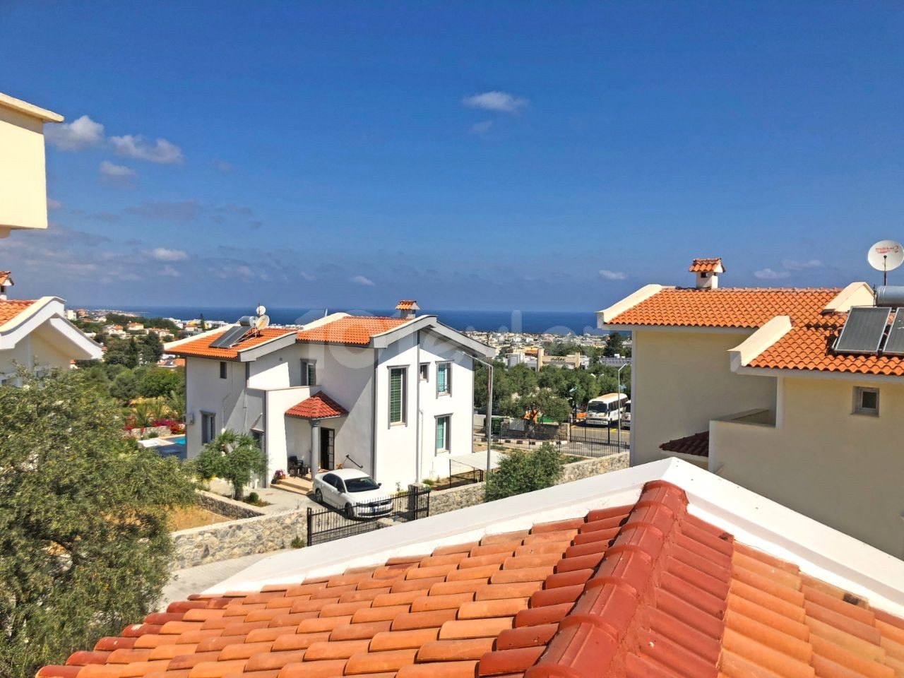 Kıbrıs Girne Alsancak'ta Satılık 3+1 Lüks Villa