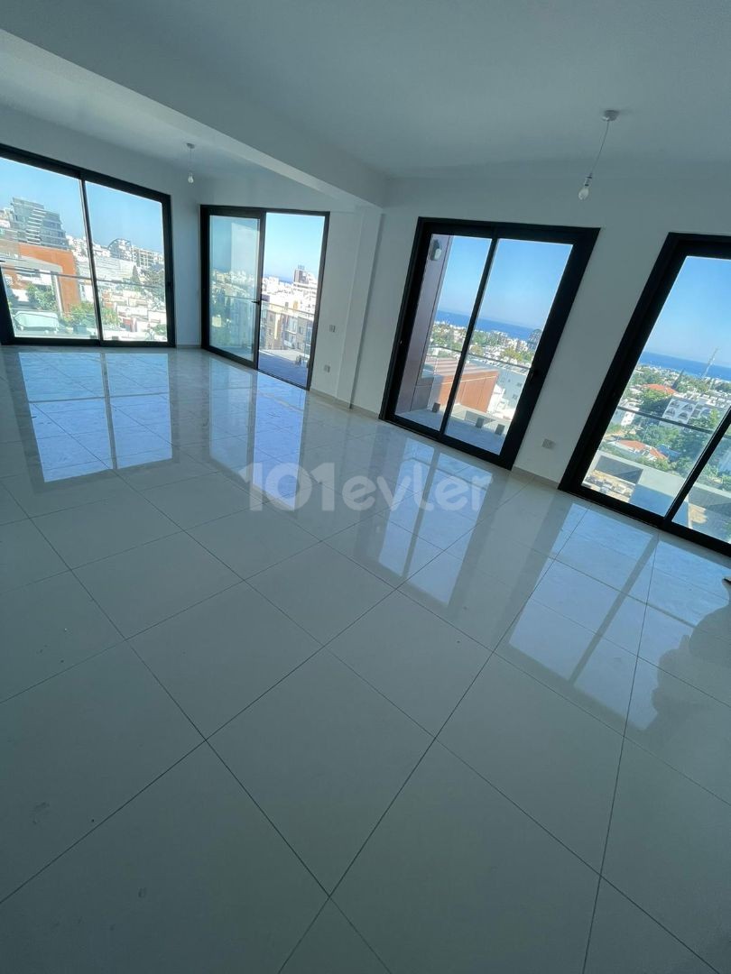 3+1 LUXUS-WOHNUNG ZUM VERKAUF IN ZYPERN KYRENIA ZENTRUM ** 