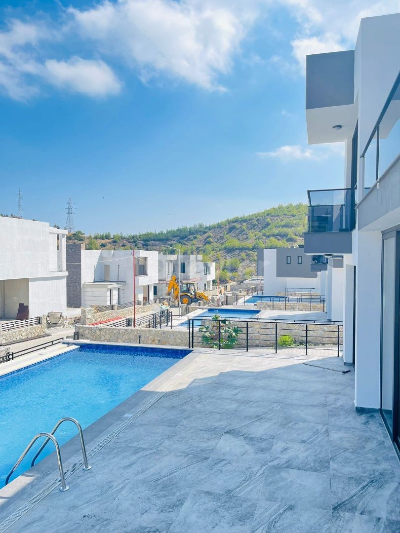 3+1 LUXUSVILLA MIT PRIVATEM POOL IN KYRENIA EDREMIT ** 