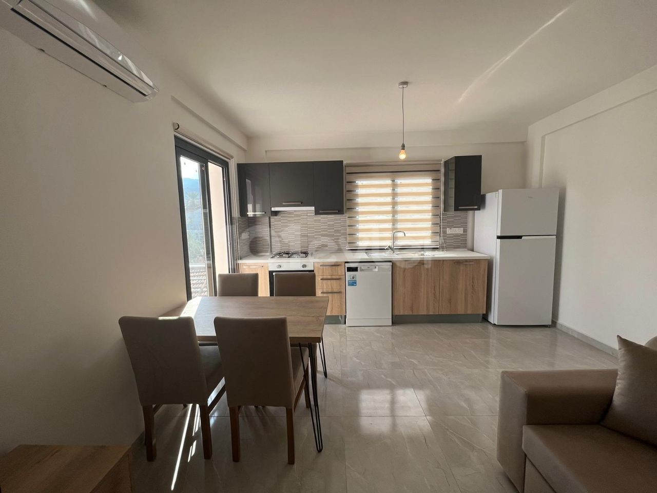 2+1 FLAT FOR SALE IN ALSANCAK, GIRNE, CYPRUS, VAT AND TRANSFORMER PAID, FULLY FURNISHED, WITH STUNNING MOUNTAIN VIEWS