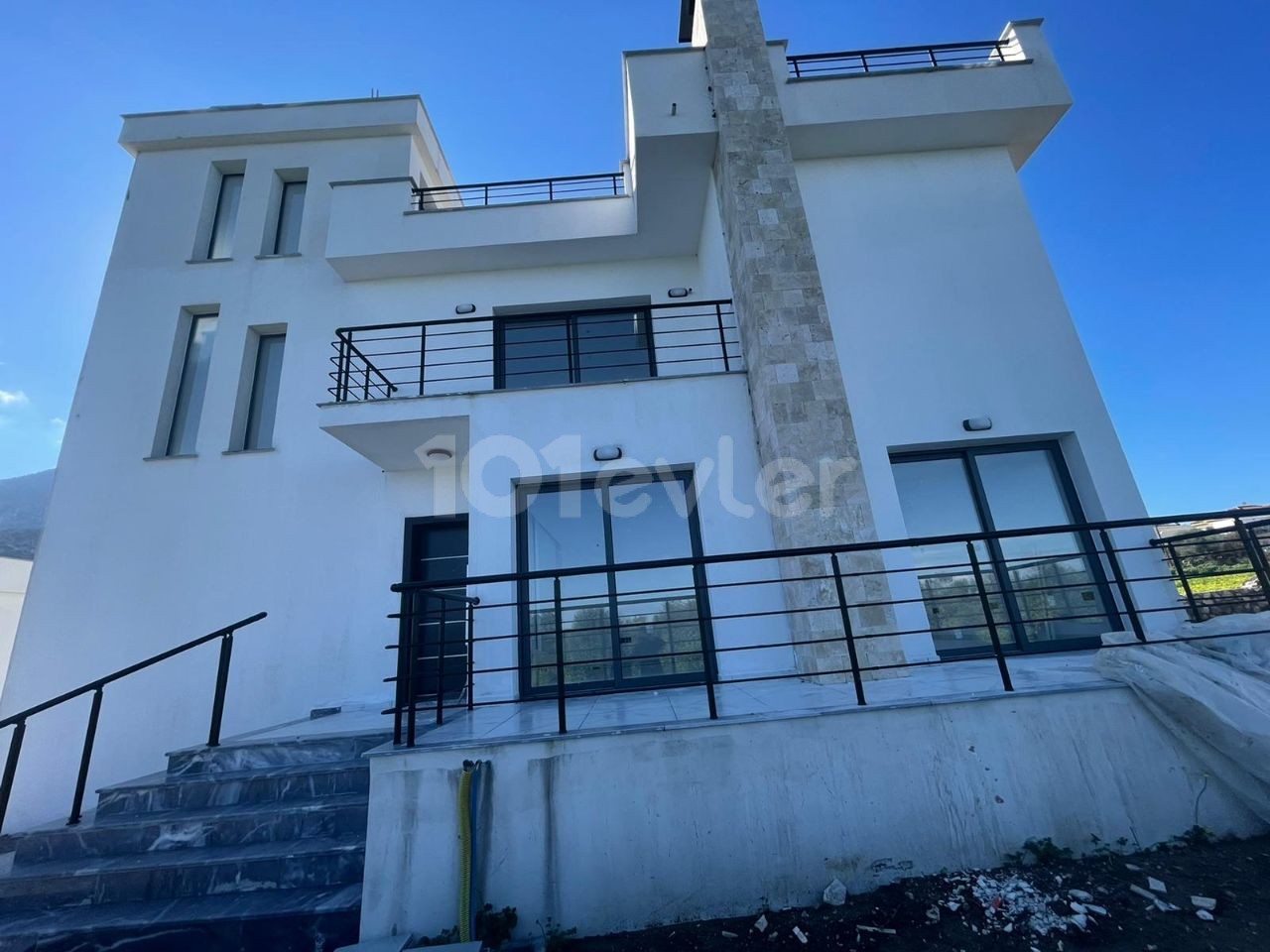 4+1 VILLA ZUM VERKAUF IN ZYPERN GIRNE LAPTA