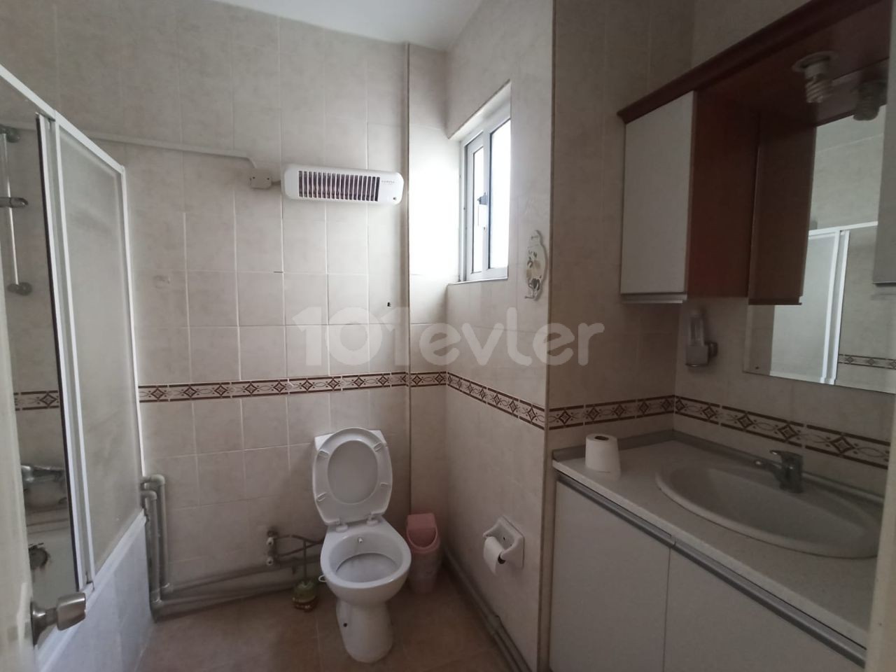 GİRNE MERKEZ' DE SATILIK 2+1 PENTHOUSE