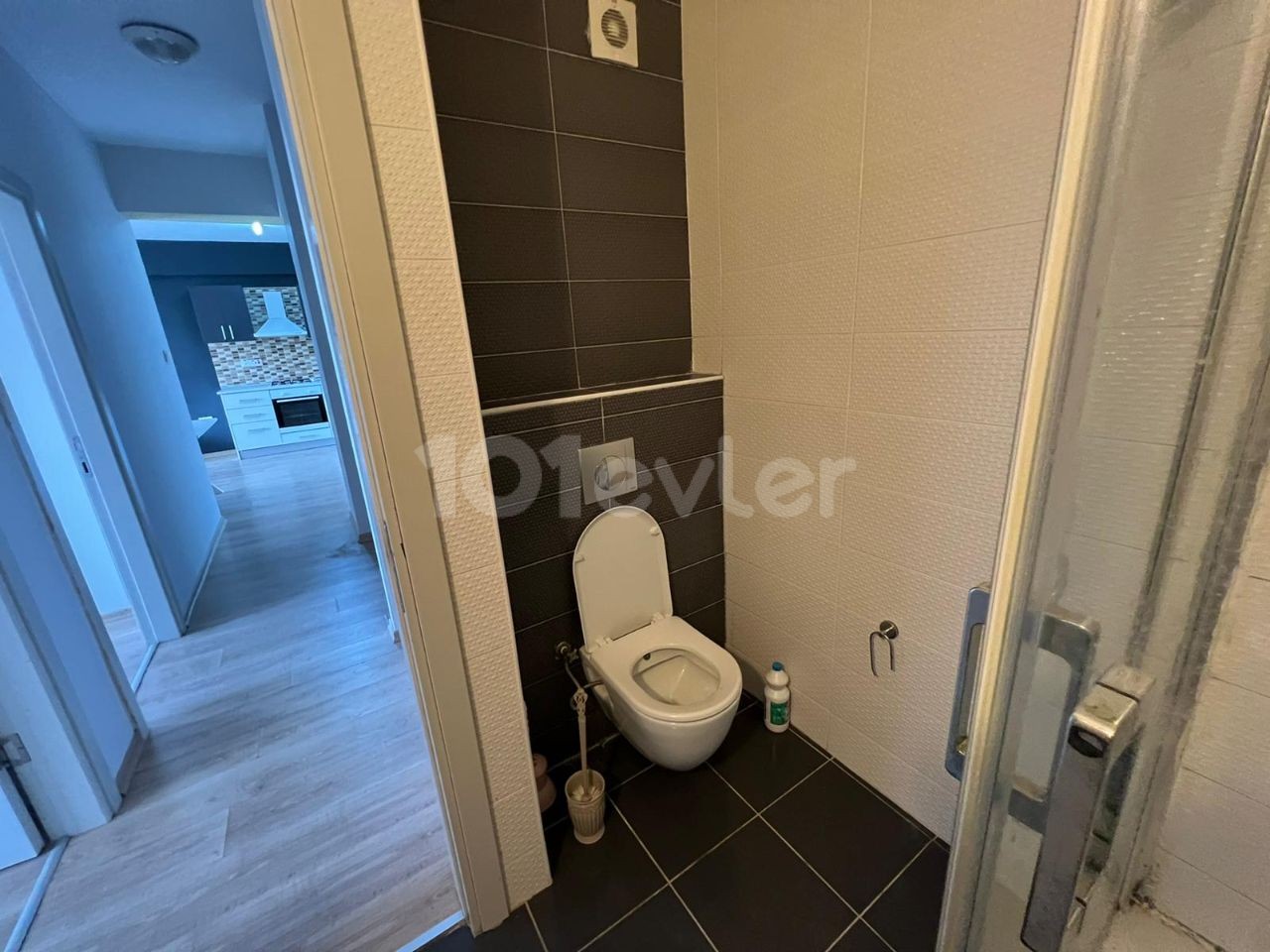 2+1 Flat for Rent in Kyrenia Center