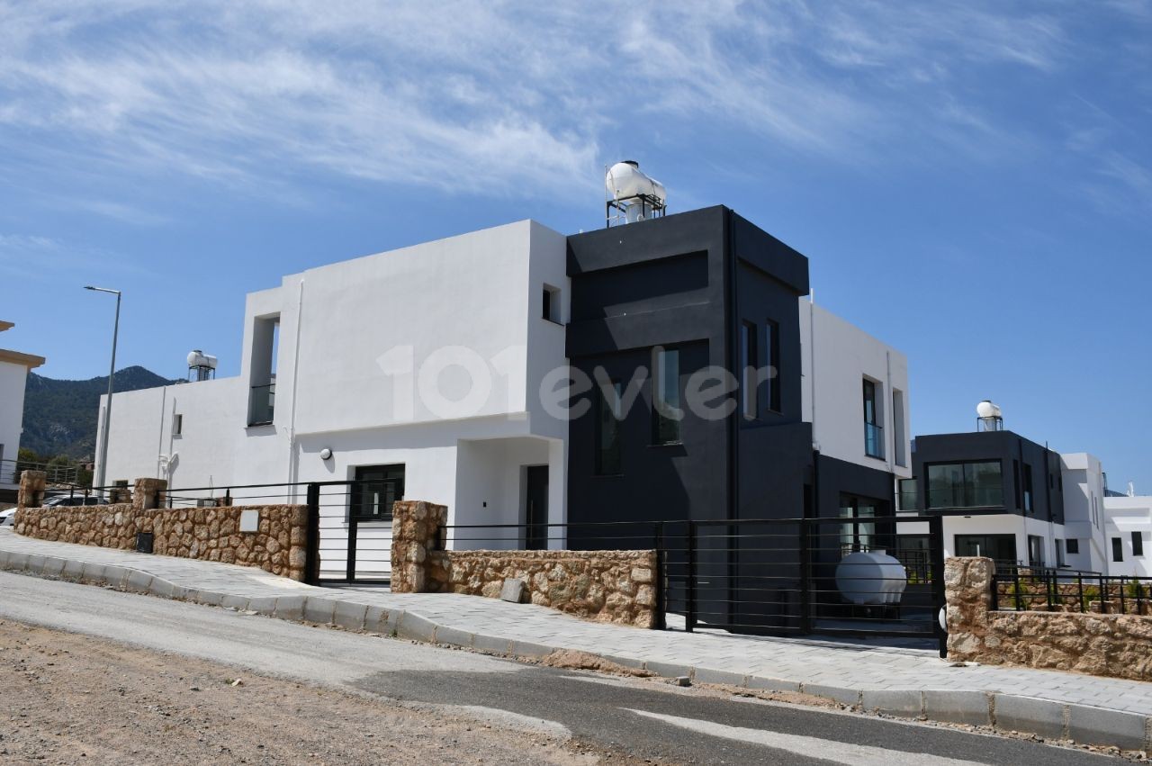 3+1 MOUNTAIN AND SEA VIEW MODERN VILLAS FOR SALE IN CYPRUS GIRNE ÇATALKÖY