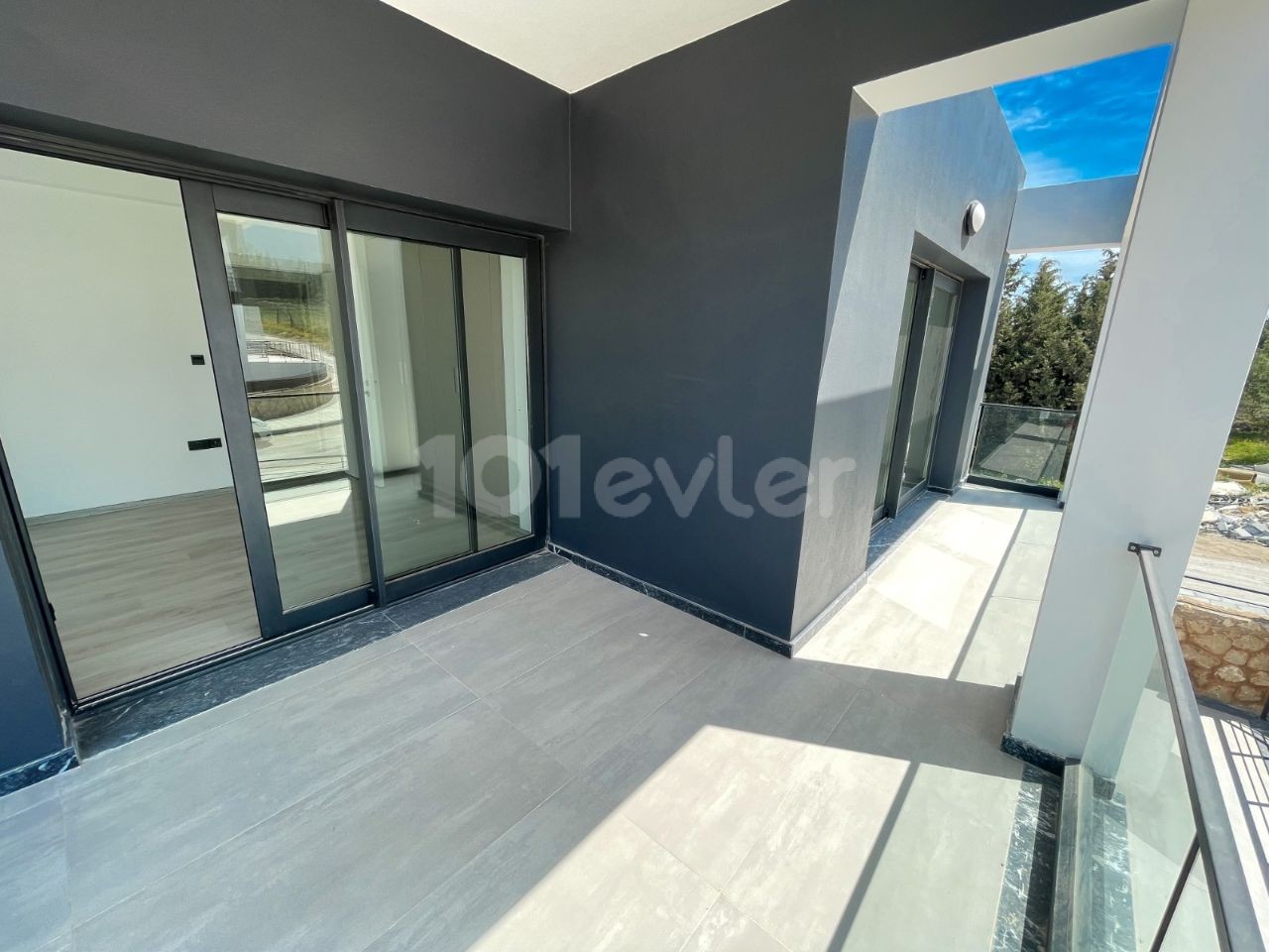 3+1 MOUNTAIN AND SEA VIEW MODERN VILLAS FOR SALE IN CYPRUS GIRNE ÇATALKÖY