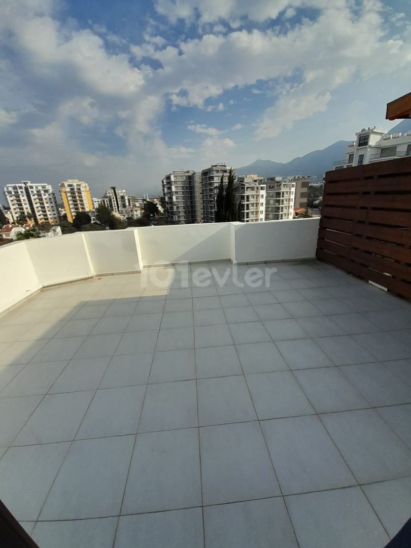 Penthouse To Rent in Girne Merkez, Kyrenia