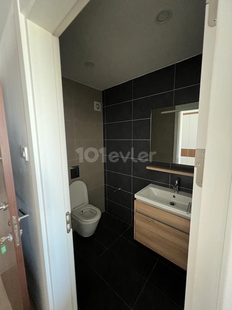 Flat To Rent in Girne Merkez, Kyrenia