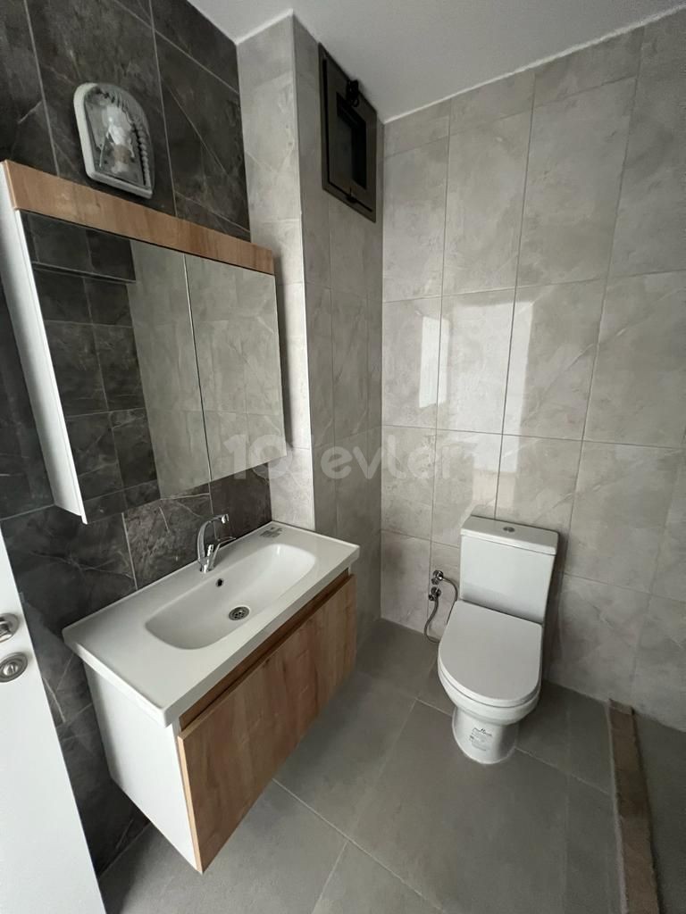 2+1 FLATS FOR SALE IN CYPRUS GIRNE CENTER