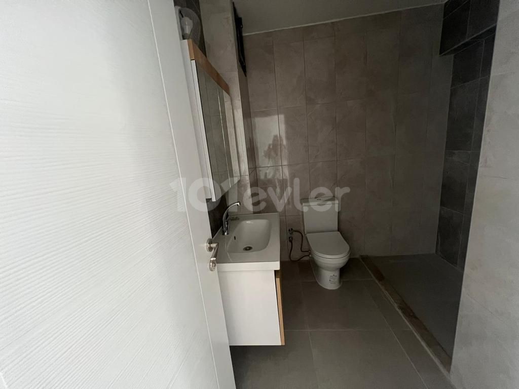 2+1 FLATS FOR SALE IN CYPRUS GIRNE CENTER