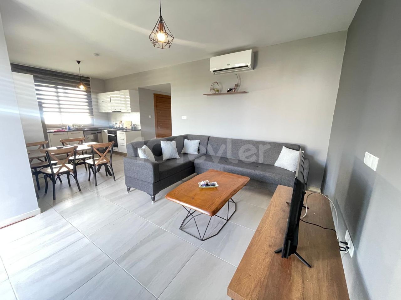 FULLY FURNISHED 2+1 APARTMENT FOR RENT WITH ITS OWN PRIVATE GARDEN IN A COMPLEX WITH POOL IN OLIVE GİRNE