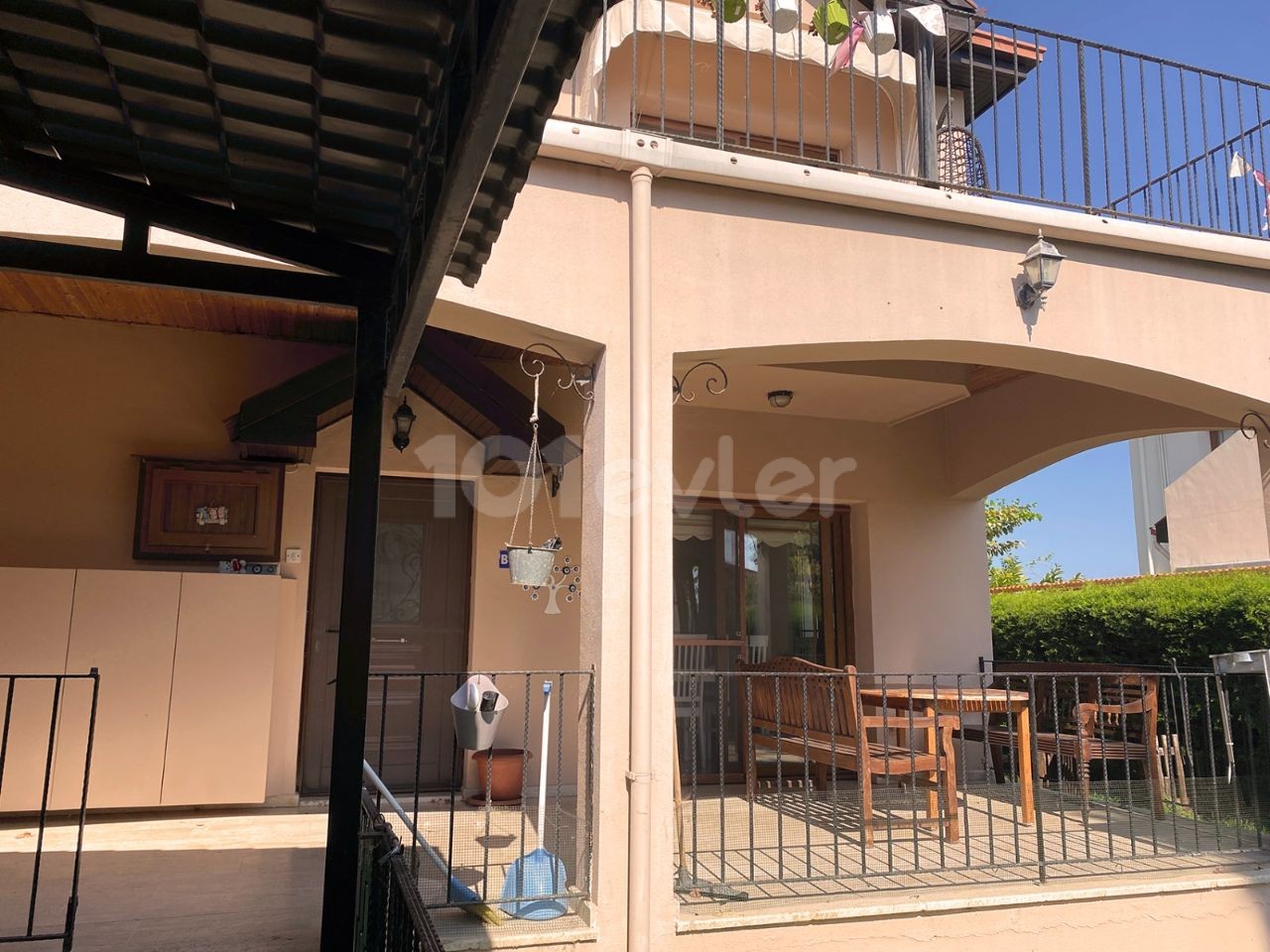 4+1 VILLA MIT PRIVATEM POOL UND GARTEN ZUM VERKAUF IN ALSANCAK, ZYPERN GIRNE