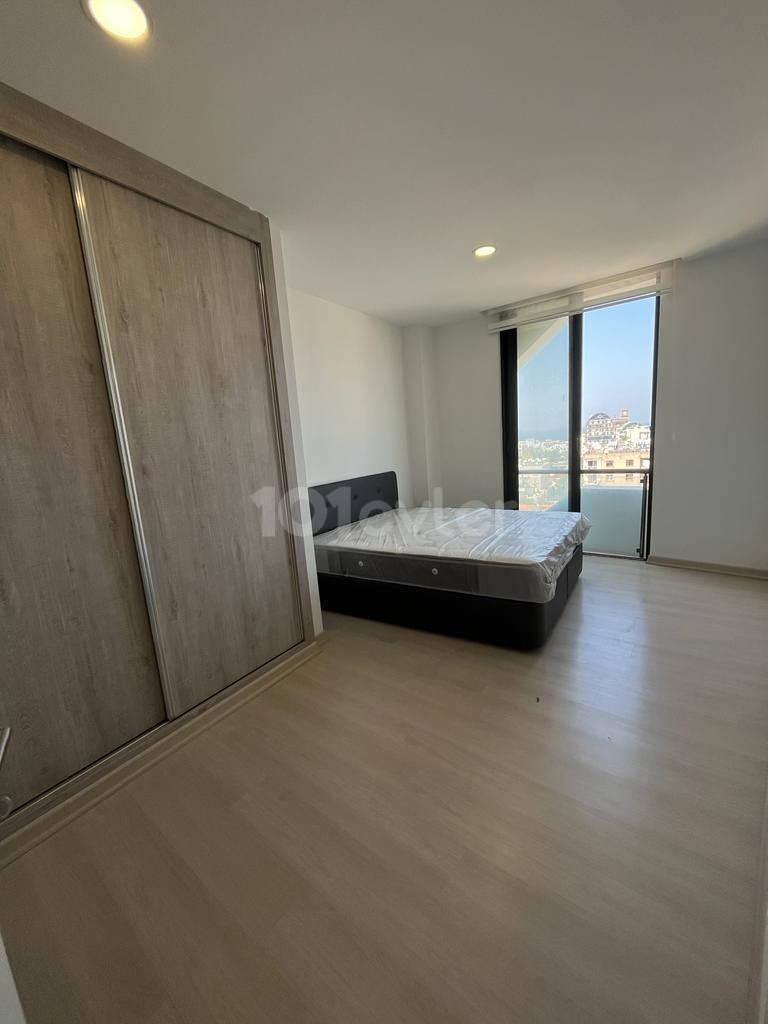 LUXURIOUS FLAT FOR RENT IN KYRENIA CENTER