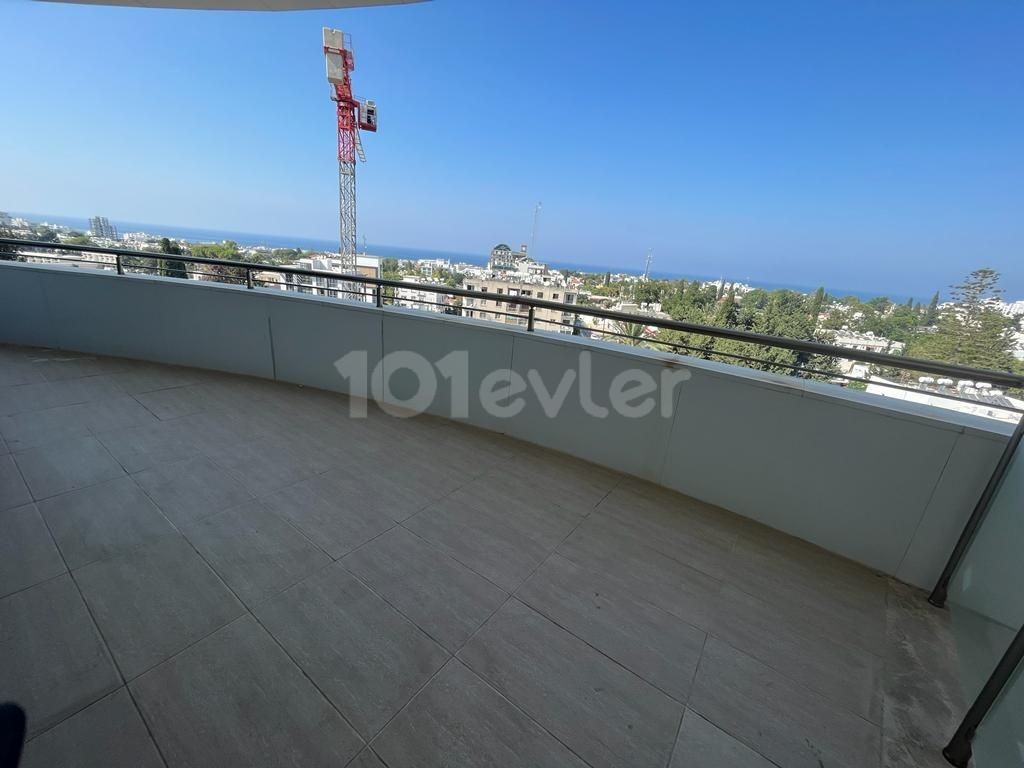 LUXURIOUS FLAT FOR RENT IN KYRENIA CENTER