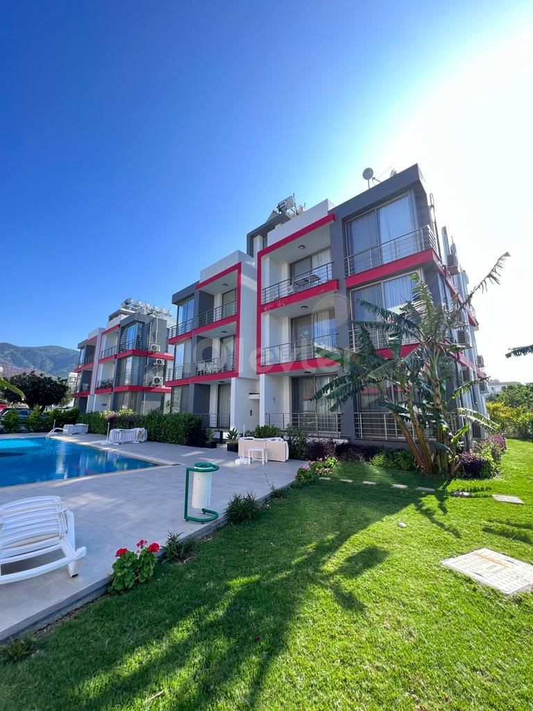 KIBRIS GİRNE ALSANCAK'TA HAVUZLU SİTEDE FULL EŞYALI KİRALIK  2+1 DAİRE