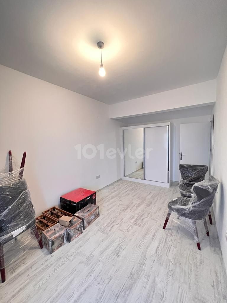 KIBRIS GİRNE LAPTA BÖLGESİNDE TAŞINMAYA HAZIR SATILIK 3+1 DAİRE