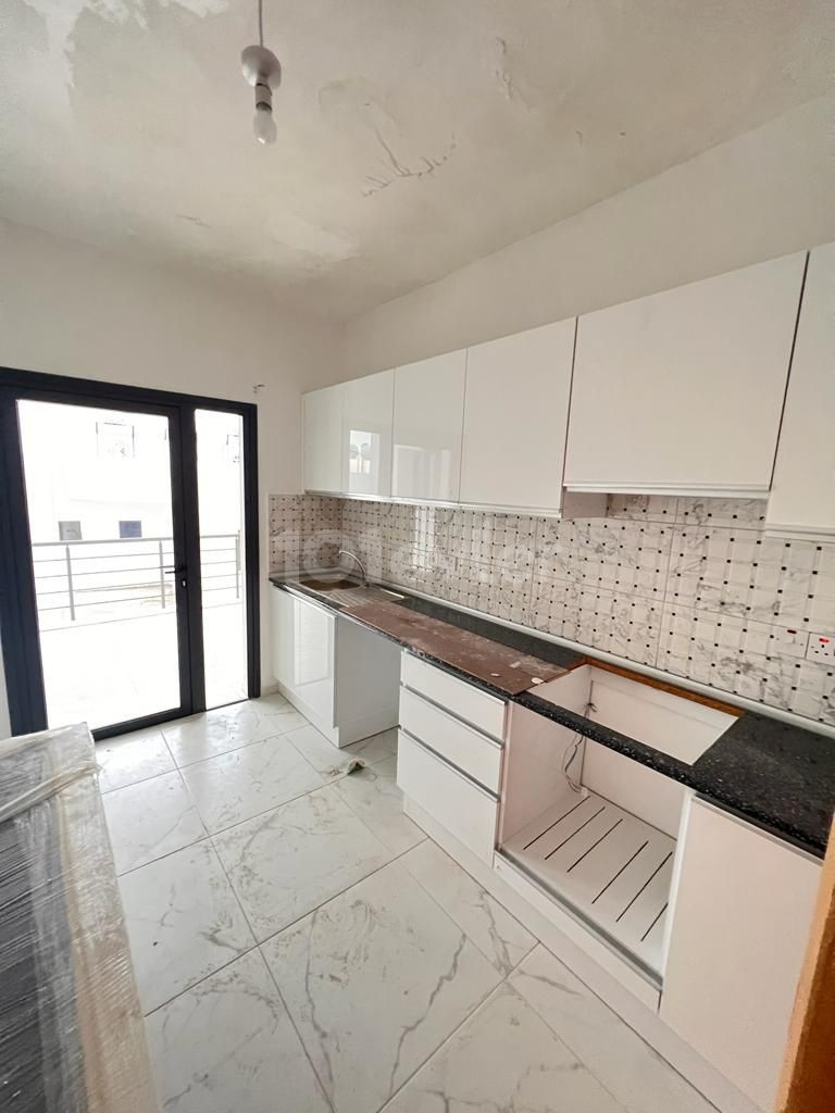 READY TO MOVE IN 3+1 FLAT FOR SALE IN CYPRUS KYRENIA LAPTA REGION