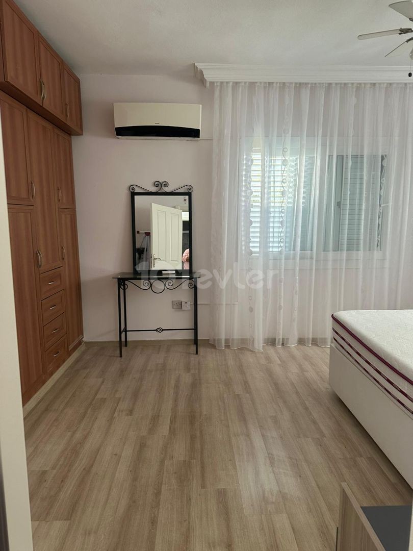 3+1 FLAT FOR RENT IN A SITE WITH POOL IN GIRNE CENTER, CYPRUS