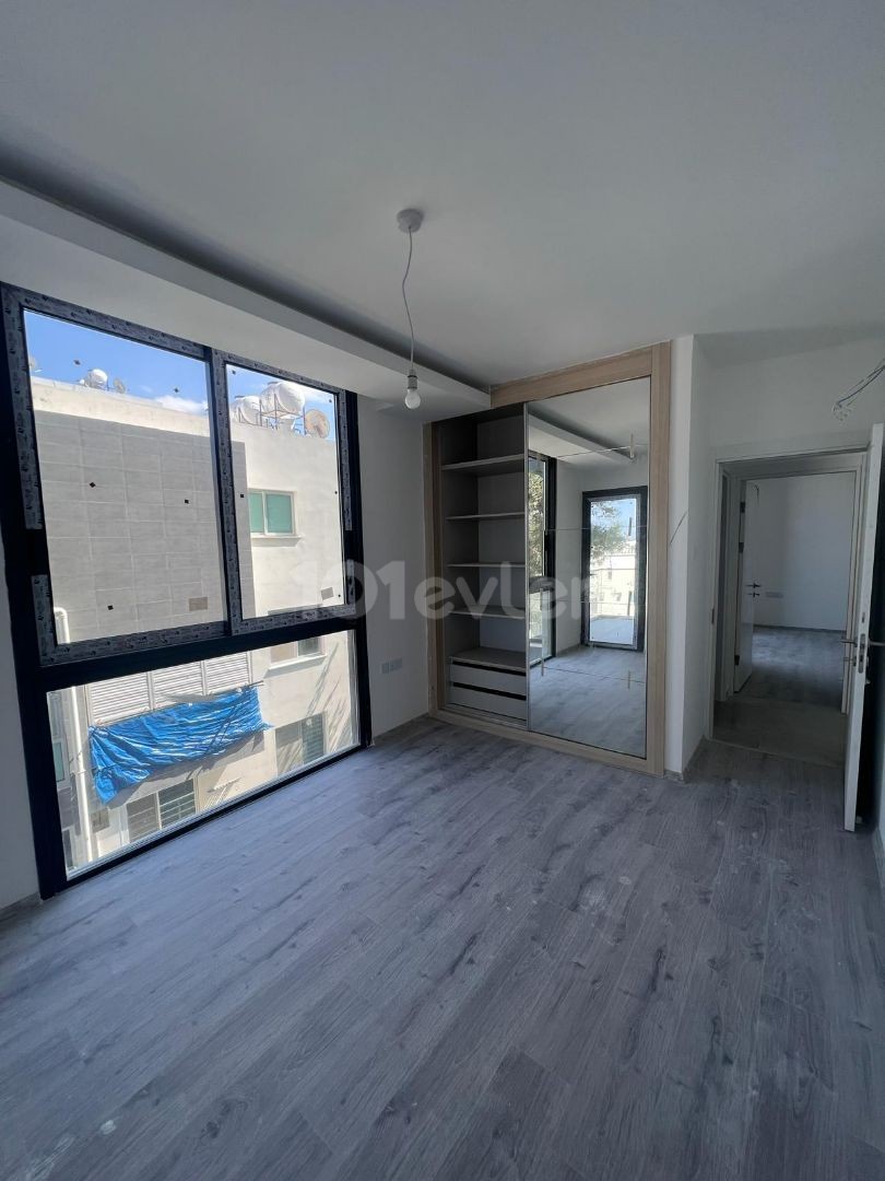 2+1 FLATS FOR SALE IN CYPRUS KYRENIA CENTER WITH GENERATOR AND CLOSED PARKING PARKING