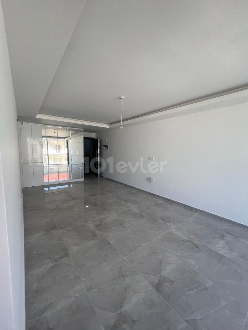 2+1 FLATS FOR SALE IN CYPRUS KYRENIA CENTER WITH GENERATOR AND CLOSED PARKING PARKING