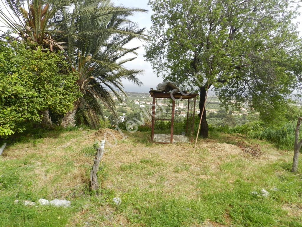 Detached House For Sale in Karşıyaka, Kyrenia