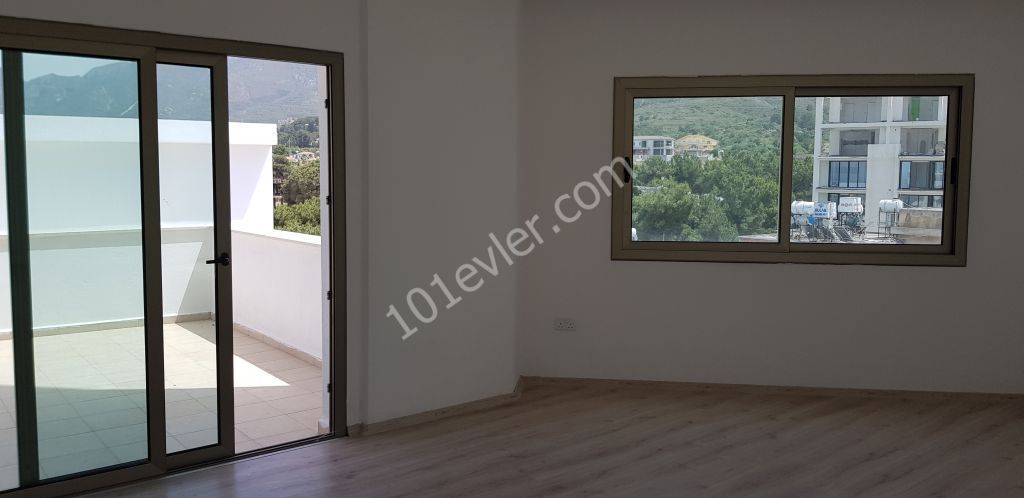 Flat For Sale in Girne Merkez, Kyrenia