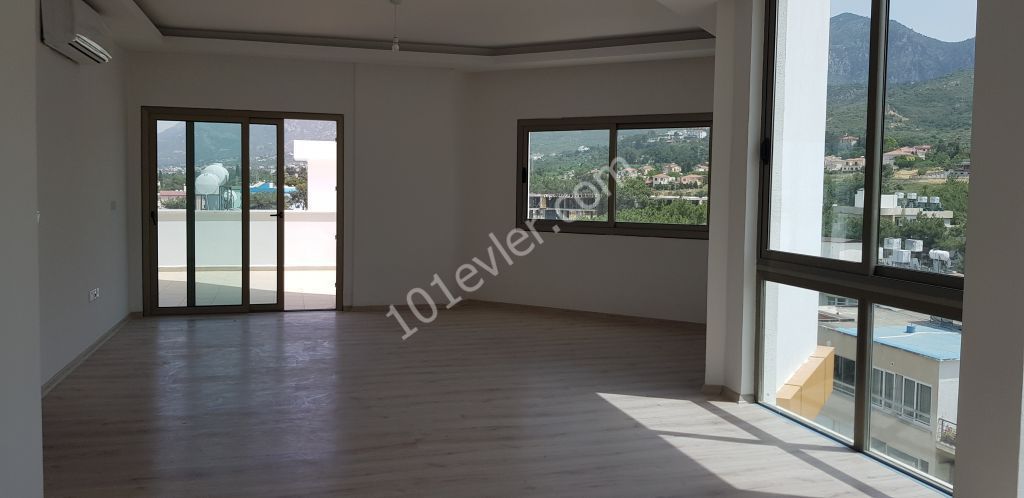 Flat For Sale in Girne Merkez, Kyrenia