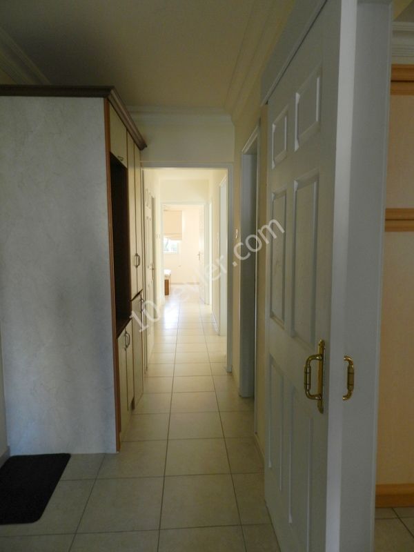 Flat To Rent in Girne Merkez, Kyrenia