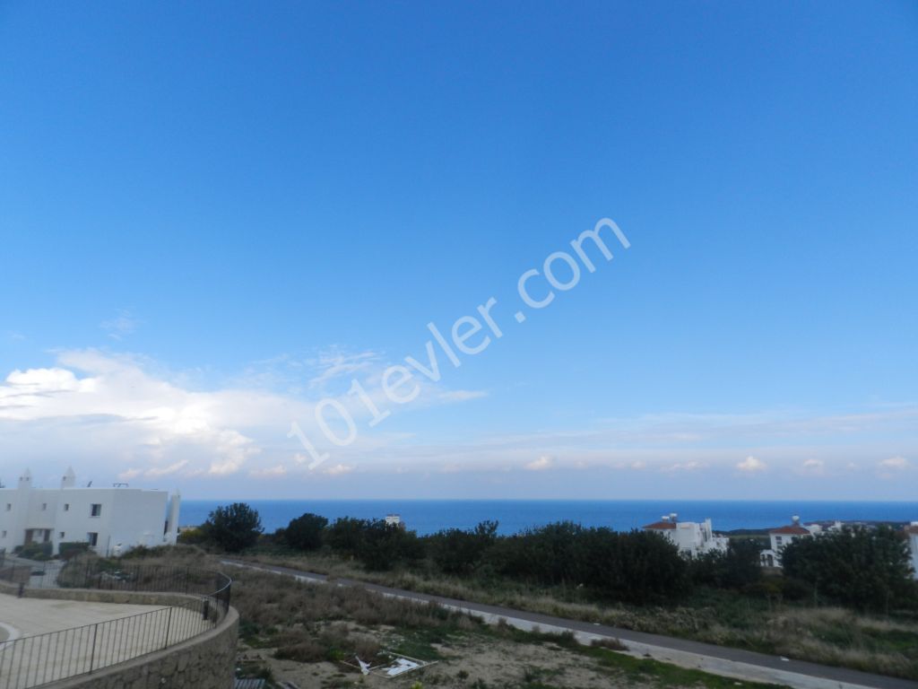 2+1 apartments for sale in Karsiyaka ** 