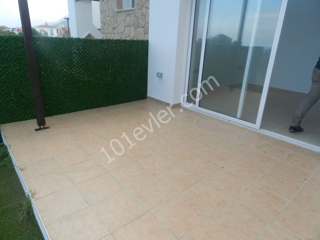 2+1 apartments for sale in Karsiyaka ** 