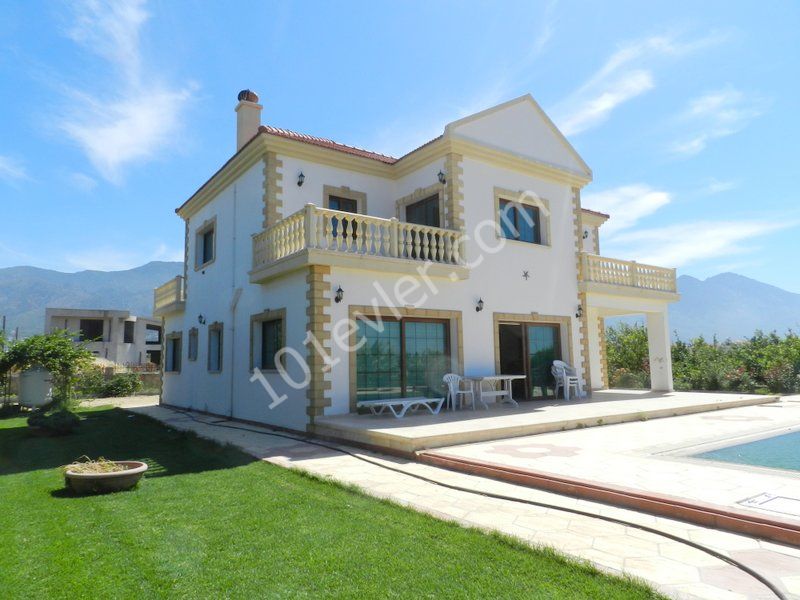 Villa For Sale in Alsancak, Kyrenia