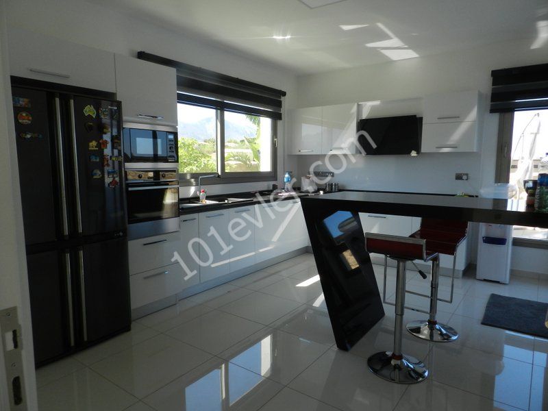 3+1 fully furnished villa for sale in Çatalköy ** 