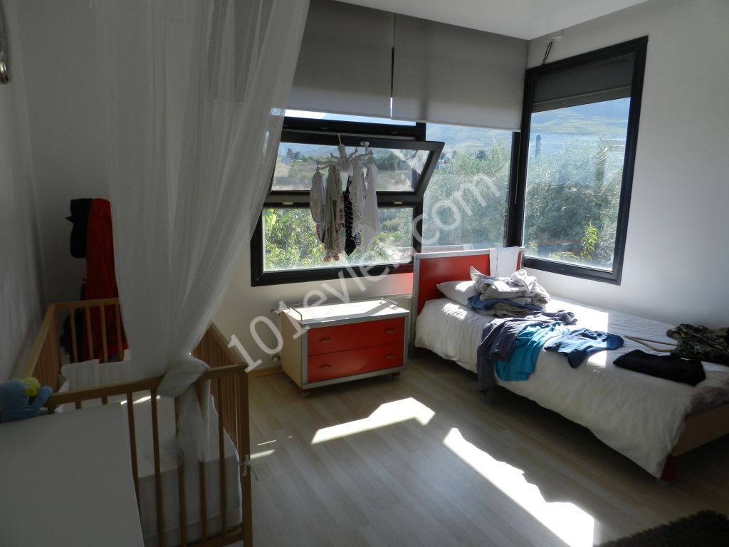 Zeytinlik'te 4+1 Satılık villa