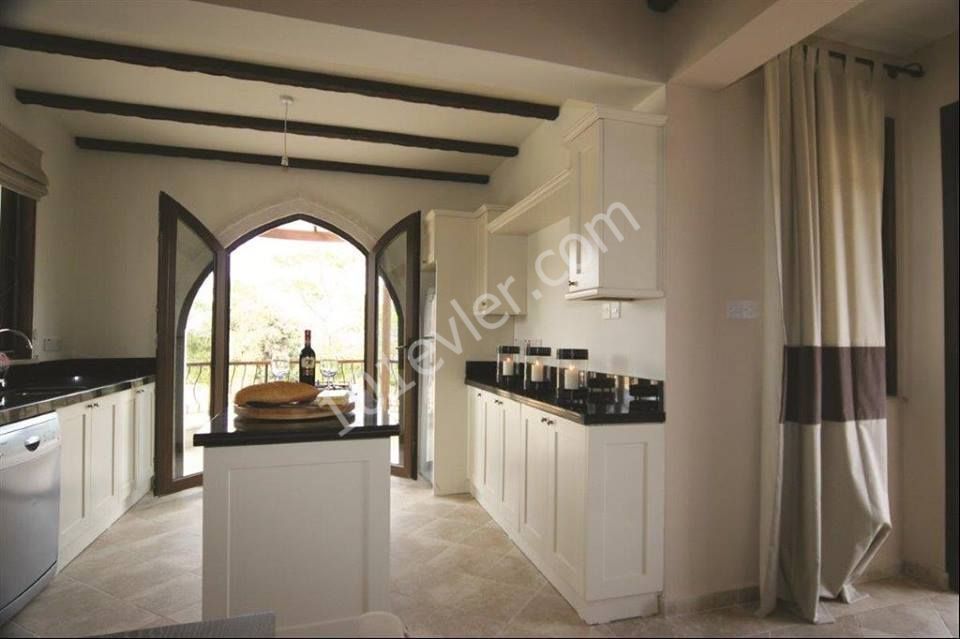 Villa For Sale in Karaağaç, Kyrenia