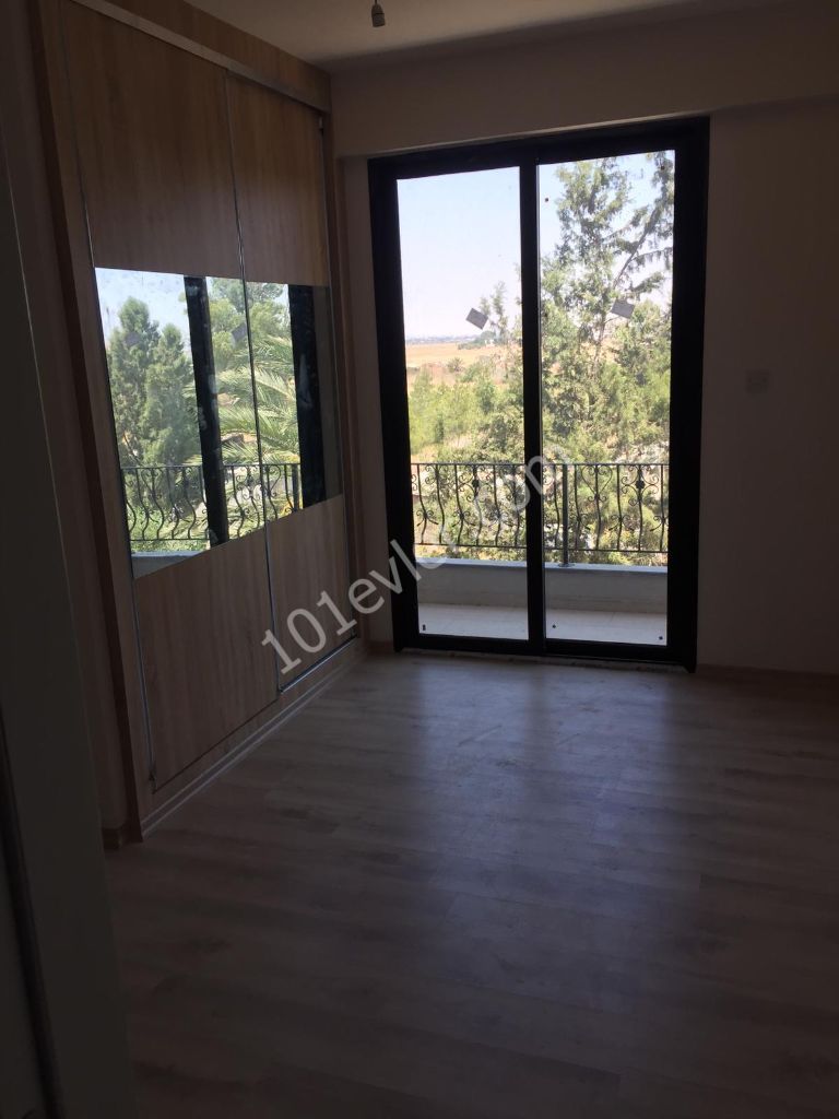 Nicosia Kucuk Kaymakli,da Türk Kocanli 2 + 1 Apartments for Sale ** 