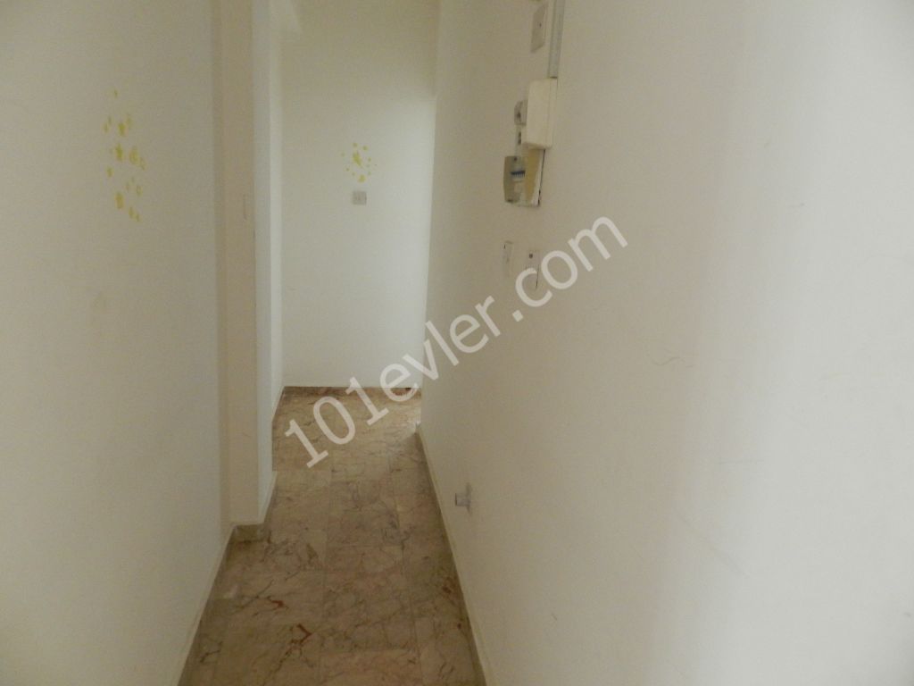 Girne Merkezde 3+1 Kiralık Daire