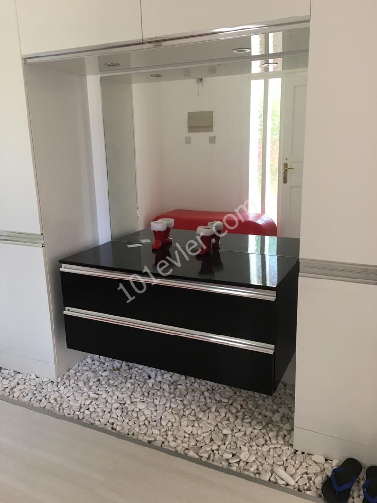 3 + 1 Villa for Rent in Lapta Başpınar ** 