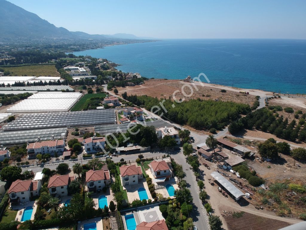 Girne Alsancak,da 4+1 Satılık Villa