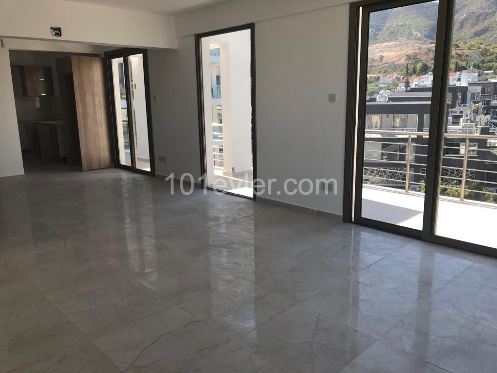 Flat To Rent in Girne Merkez, Kyrenia