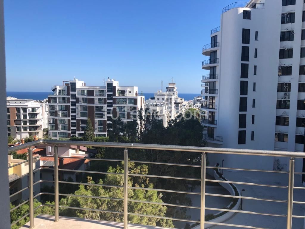 Flat To Rent in Girne Merkez, Kyrenia