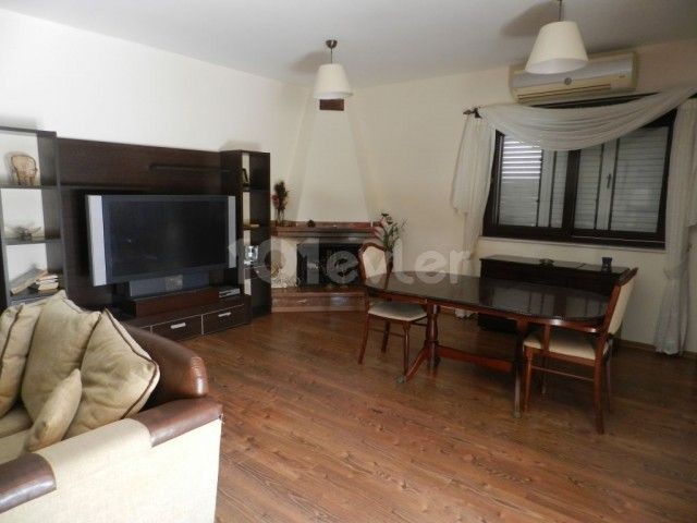 Mucahit Puanı full eşyalı arsa 669m2 180 kapla alan 