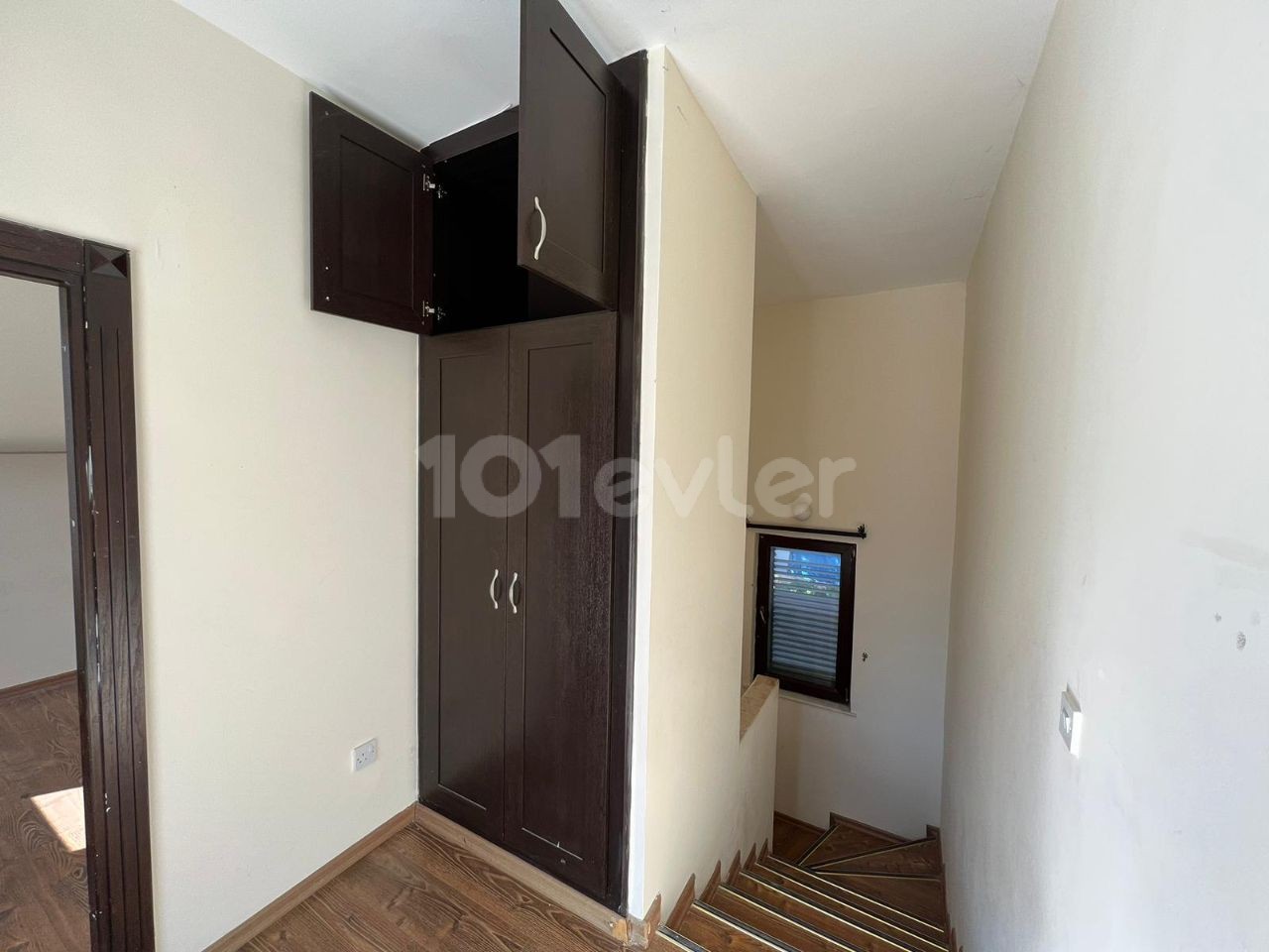 Mucahit Puanı full eşyalı arsa 669m2 180 kapla alan 